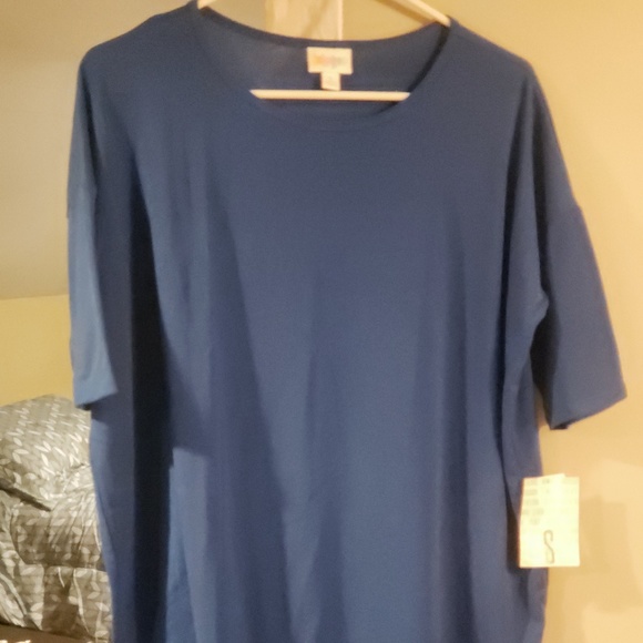 Small solid blue Irma - Picture 1 of 1